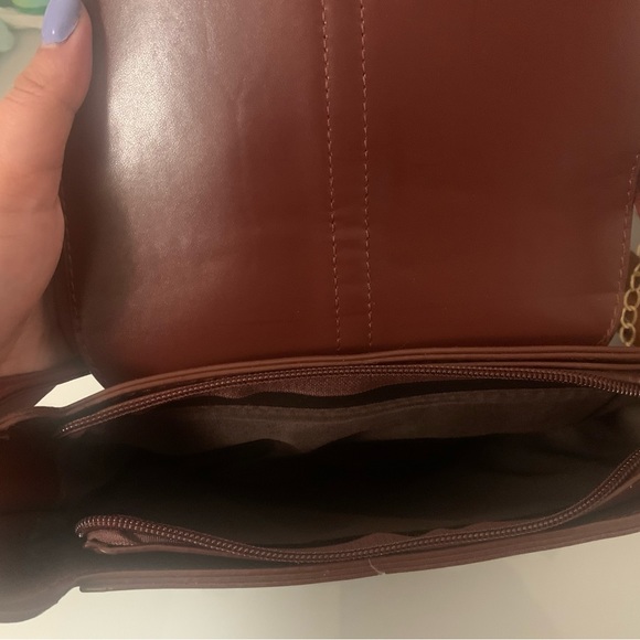 Bags - Picture 9 of 13